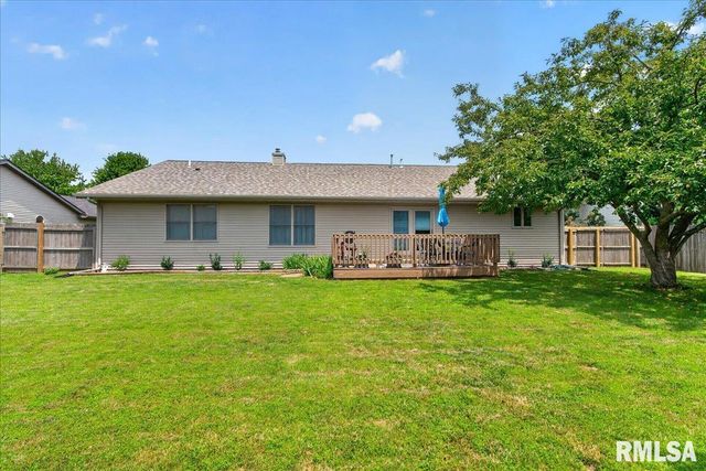1530 SEQUOIA Drive, Chatham, IL 62629