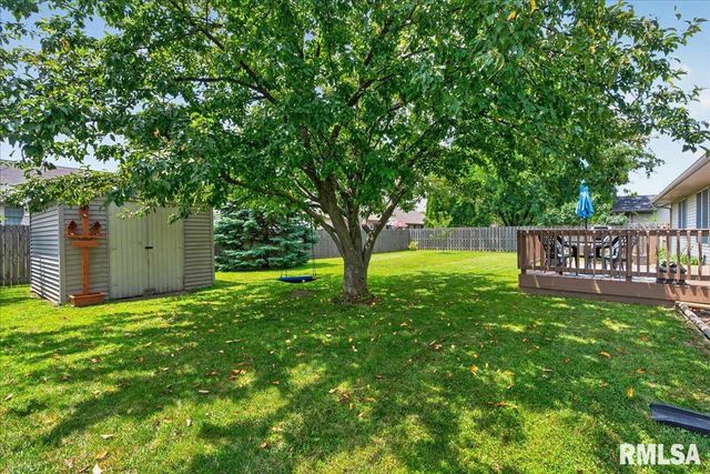 1530 SEQUOIA Drive, Chatham, IL 62629