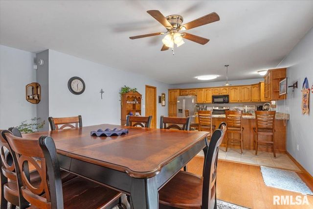 1530 SEQUOIA Drive, Chatham, IL 62629