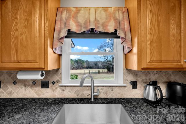 7812 Hwy 742 Highway, Marshville, NC 28103