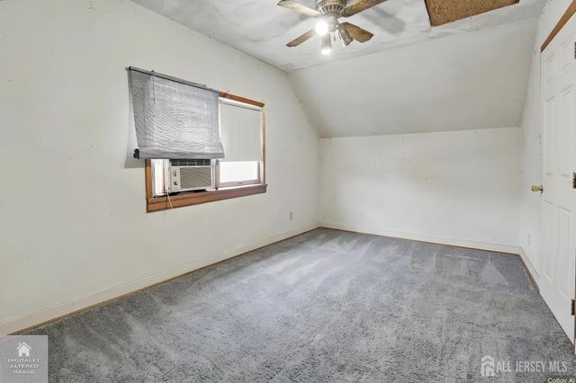 92 Silver Lake Avenue, Edison, NJ 08817