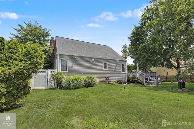 92 Silver Lake Avenue, Edison, NJ 08817