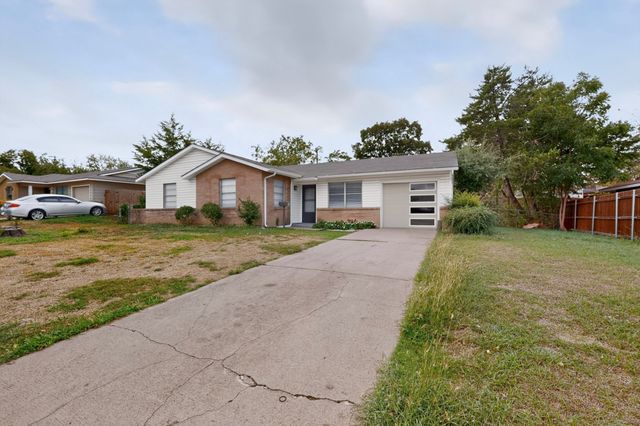 2942 Candlewick Lane, Farmers Branch, TX 75234