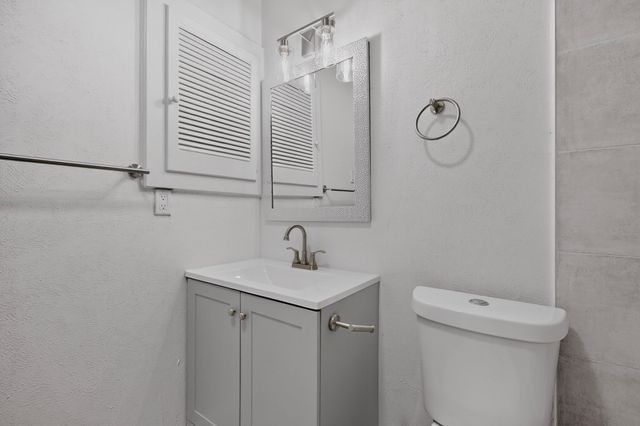2942 Candlewick Lane, Farmers Branch, TX 75234