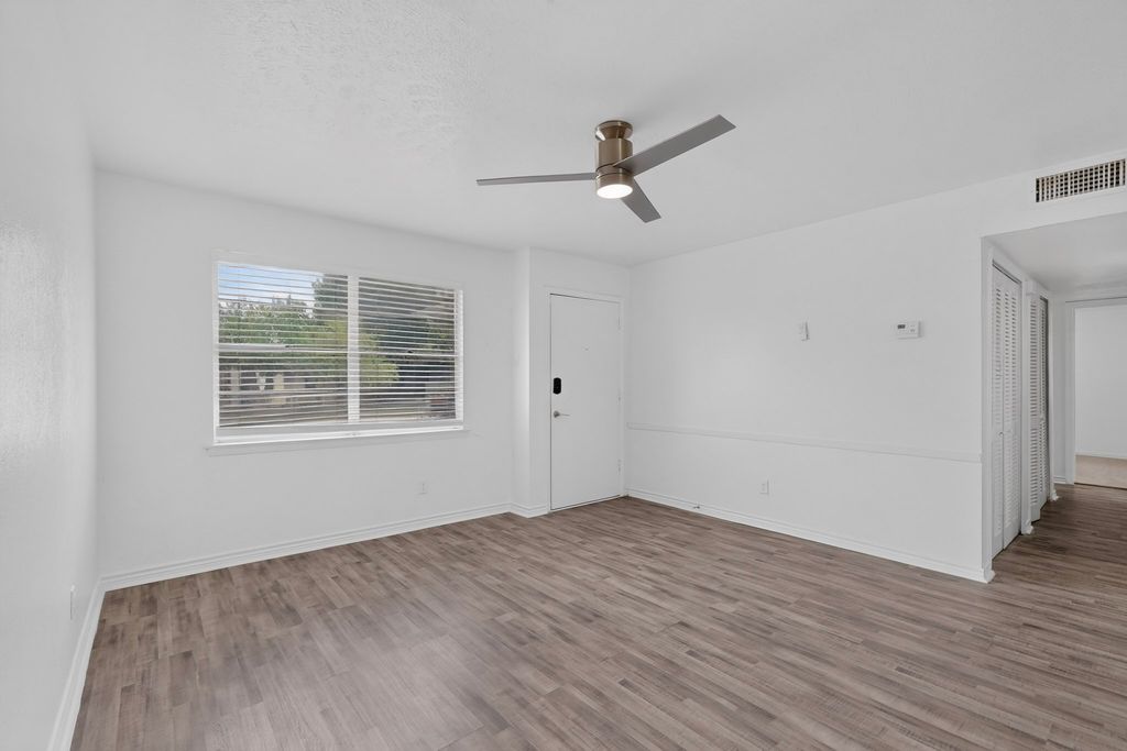 2942 Candlewick Lane, Farmers Branch, TX 75234 — photo 5