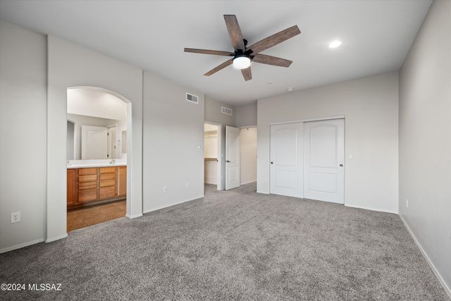 2442 E Emerald Moon Drive, Tucson, AZ 85718