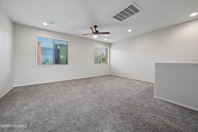 2442 E Emerald Moon Drive, Tucson, AZ 85718