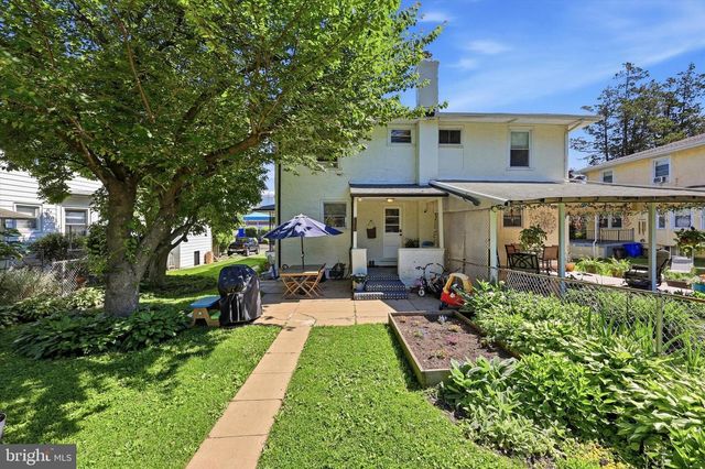 406 W GLENSIDE AVE, Glenside, PA 19038