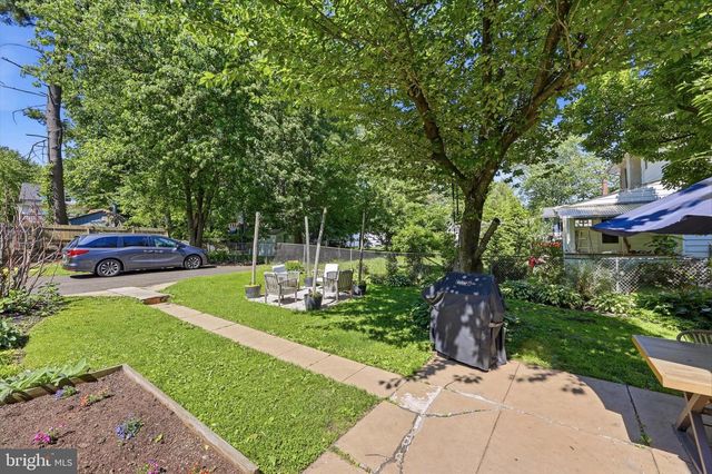 406 W GLENSIDE AVE, Glenside, PA 19038