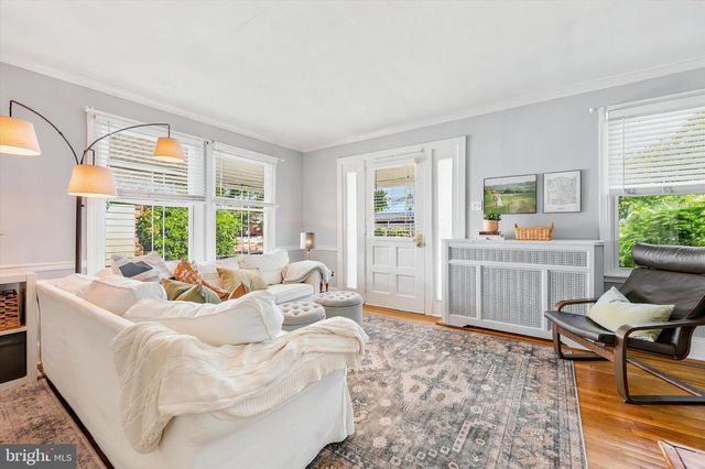 406 W GLENSIDE AVE, Glenside, PA 19038