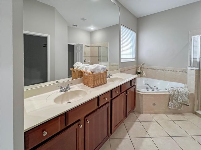 11531 VICOLO LOOP, Windermere, FL 34786