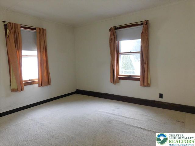 1037 Maple Street, Bethlehem City, PA 18018