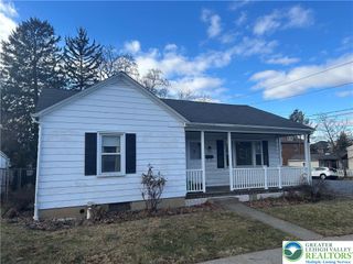1037 Maple Street, Bethlehem City, PA 18018