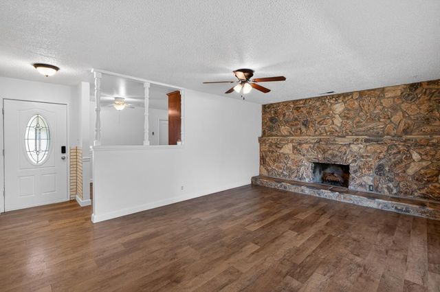 6933 Arvada Ct, Sacramento, CA 95828