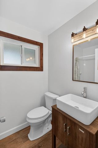 6933 Arvada Ct, Sacramento, CA 95828