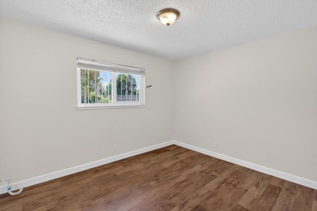 6933 Arvada Ct, Sacramento, CA 95828