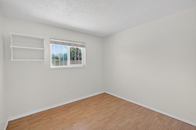 6933 Arvada Ct, Sacramento, CA 95828