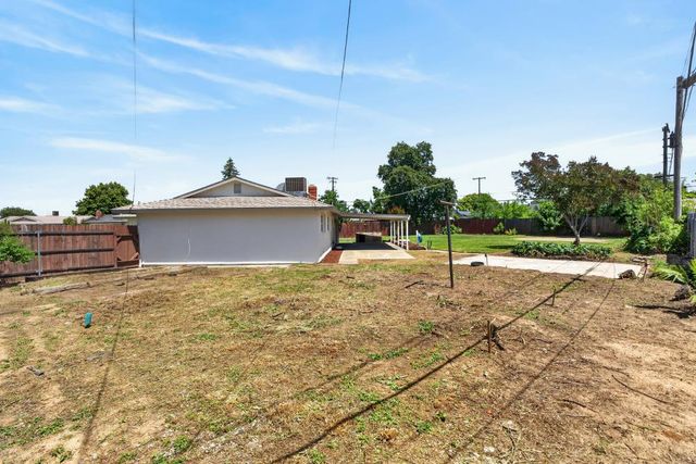 6933 Arvada Ct, Sacramento, CA 95828