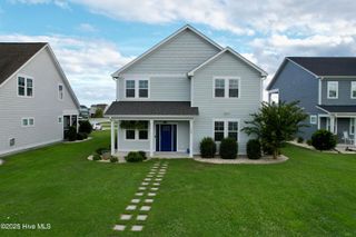 102 Bogue Harbor Court, Newport, NC 28570