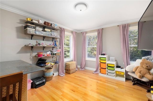 15 Victoria Lane, Scituate, RI 02831