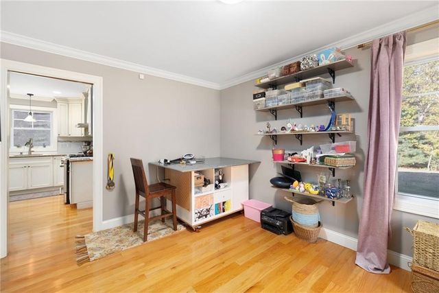 15 Victoria Lane, Scituate, RI 02831