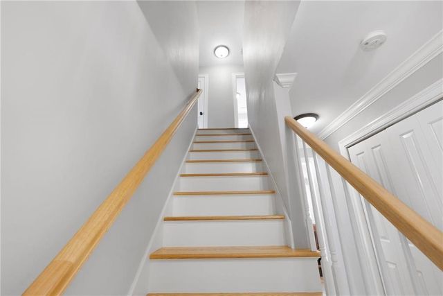 15 Victoria Lane, Scituate, RI 02831