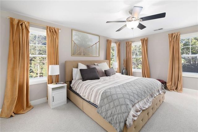 15 Victoria Lane, Scituate, RI 02831