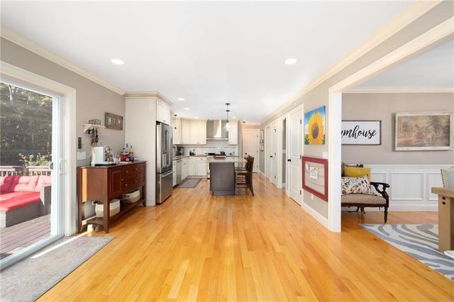 15 Victoria Lane, Scituate, RI 02831