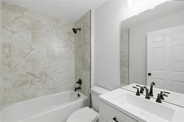 5894 NW 63RD PLACE, Ocala, FL 34482