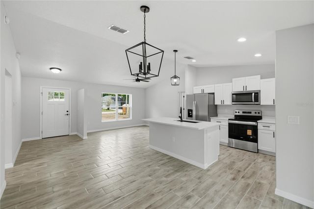 5894 NW 63RD PLACE, Ocala, FL 34482