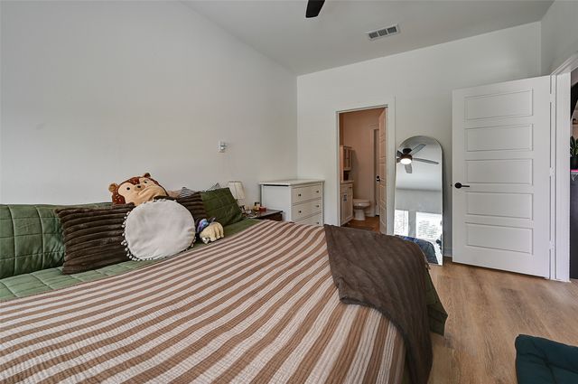 2823 Farragut Street, Dallas, TX 75215
