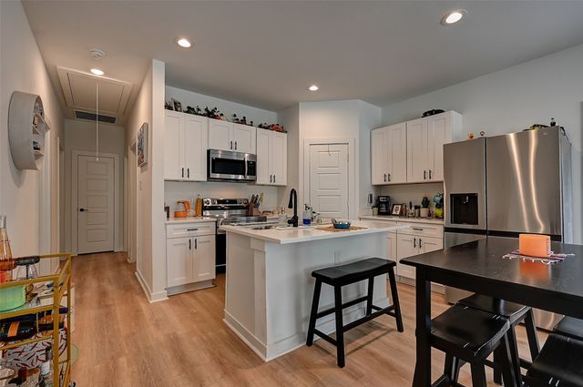 2823 Farragut Street, Dallas, TX 75215
