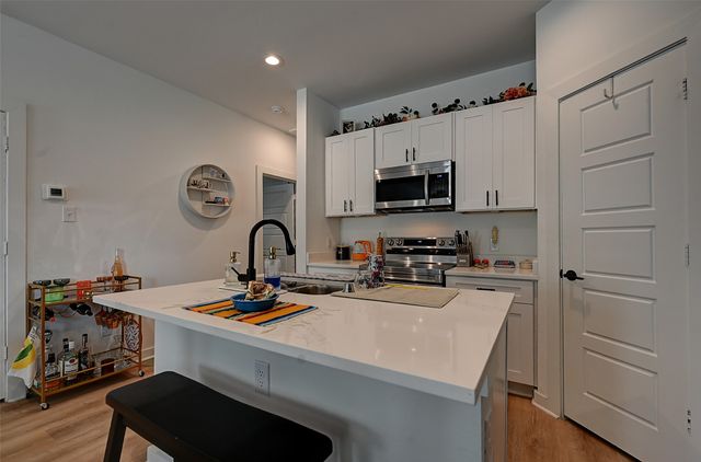 2823 Farragut Street, Dallas, TX 75215