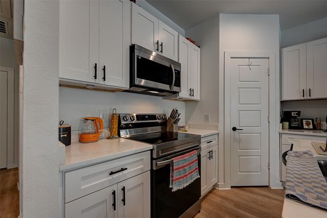 2823 Farragut Street, Dallas, TX 75215