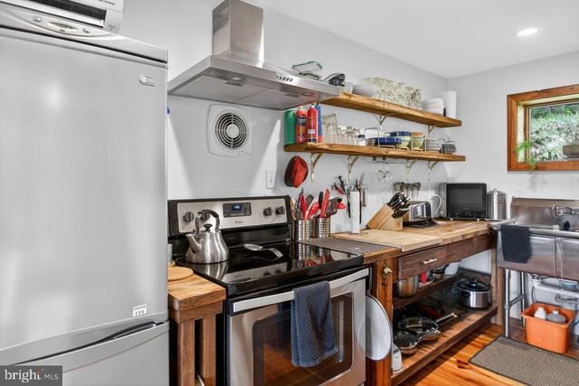 6261 S PAGE VALLEY RD, Luray, VA 22835
