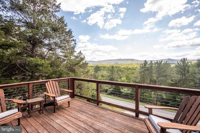 6261 S PAGE VALLEY RD, Luray, VA 22835
