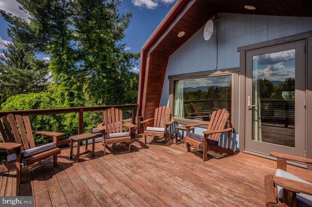 6261 S PAGE VALLEY RD, Luray, VA 22835