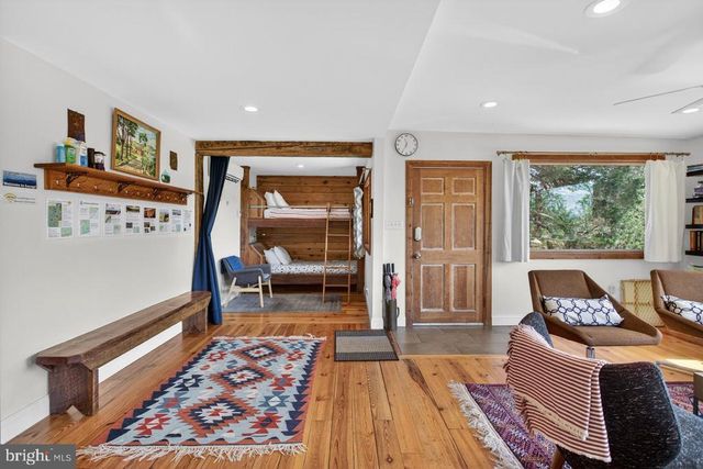 6261 S PAGE VALLEY RD, Luray, VA 22835