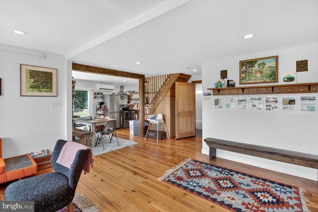 6261 S PAGE VALLEY RD, Luray, VA 22835