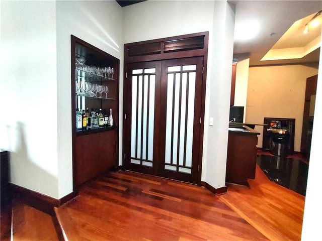 3334 Peachtree Road NE 1712, Atlanta, GA 30326