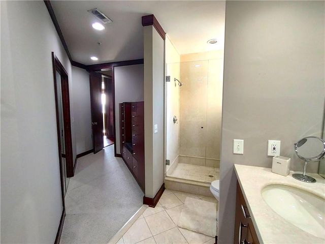 3334 Peachtree Road NE 1712, Atlanta, GA 30326