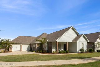 833 Long Leaf Circle, Brandon, MS 39042