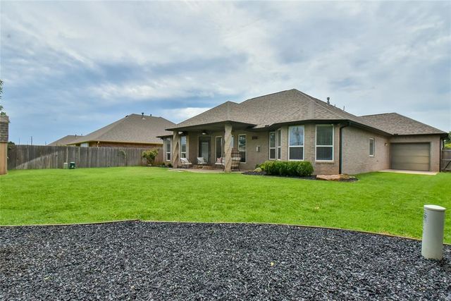 1713 NW 164th Circle, Edmond, OK 73013