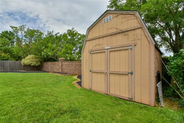 1713 NW 164th Circle, Edmond, OK 73013
