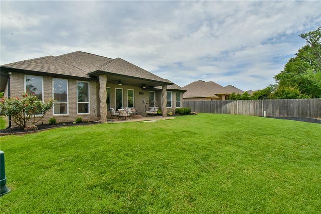 1713 NW 164th Circle, Edmond, OK 73013