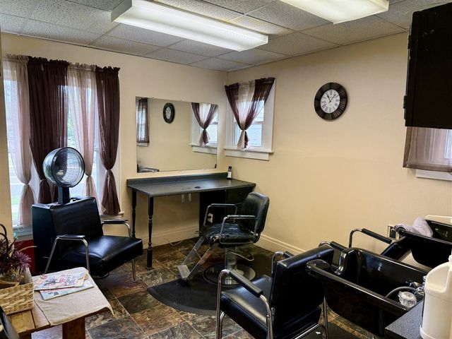 205 N West Avenue, Jackson, MI 49201