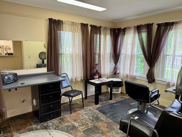 205 N West Avenue, Jackson, MI 49201