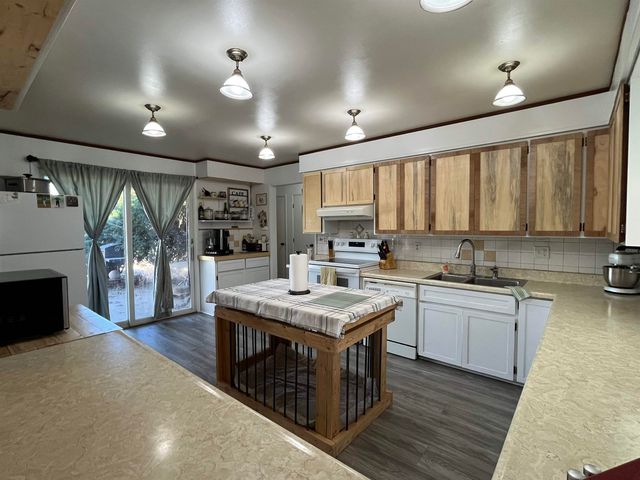 3265 Bischoff Road, Harrison, MI 48625