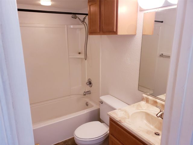 1901 N Fitzhugh Avenue 22, Dallas, TX 75204
