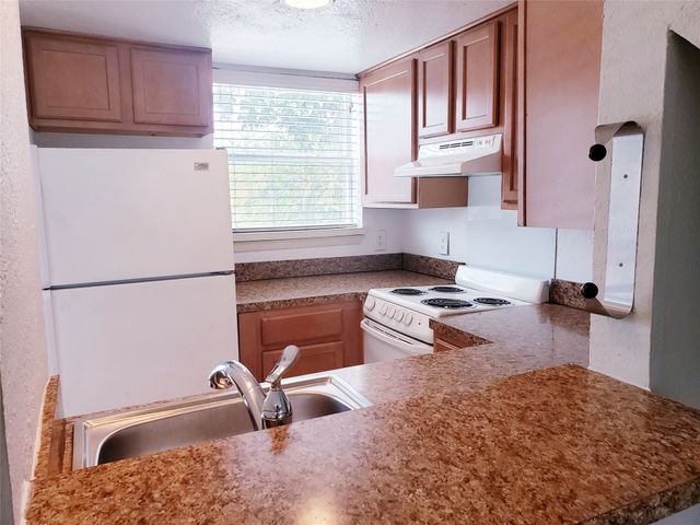 1901 N Fitzhugh Avenue 22, Dallas, TX 75204